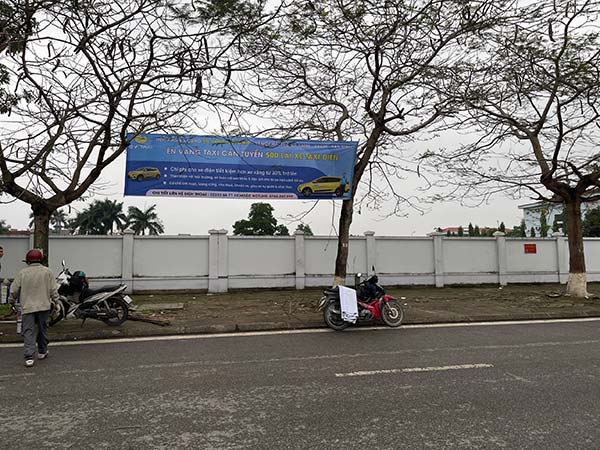 Treo phướn cho Công Ty CPQT Én Vàng