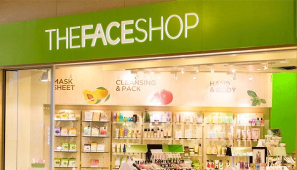 Lưu ý khi làm biển quảng cáo cho shop mỹ phẩm