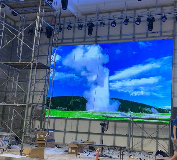 Thi công màn hình Led tại Quảng Ninh