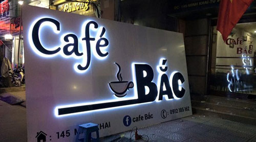 Biển quảng cáo đẹp có được do đâu?