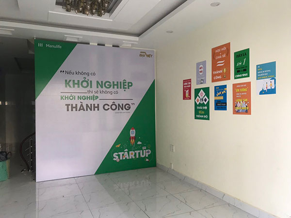 Biển bạt Manulife