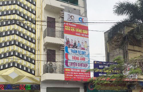 Biển pano trung tâm tiếng Anh Quán Toan